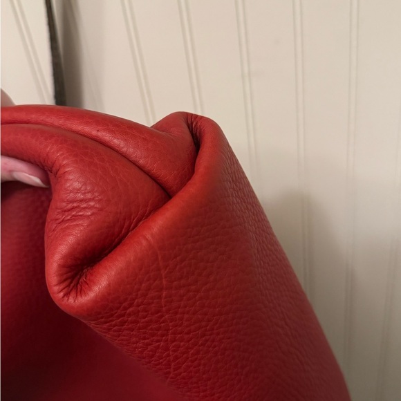 KMM & Co - Picture 3 of 8